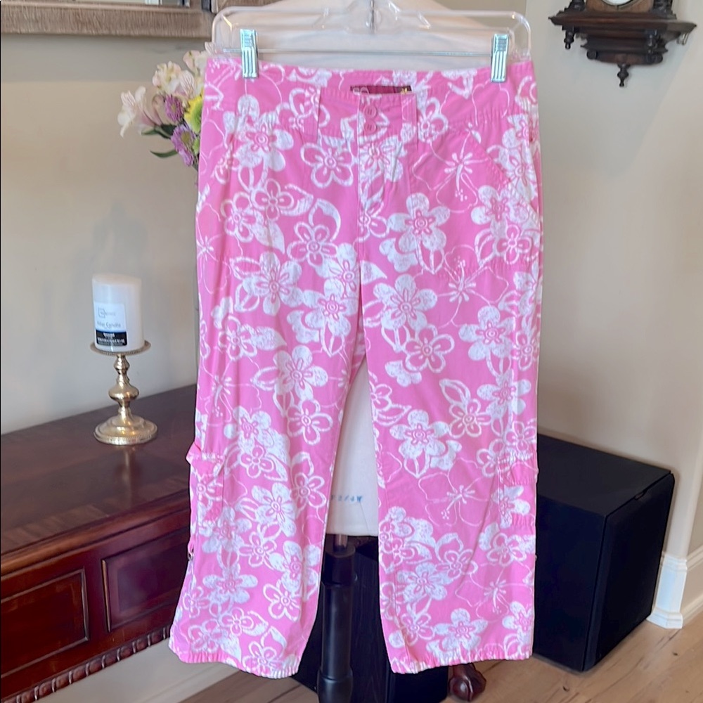 Pink Floral Cotton Cargo Capri Women's Pants